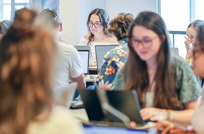 Actu EFAP - Quand la créativité des étudiants de l'EFAP Bordeaux sert la cause du don de plasma