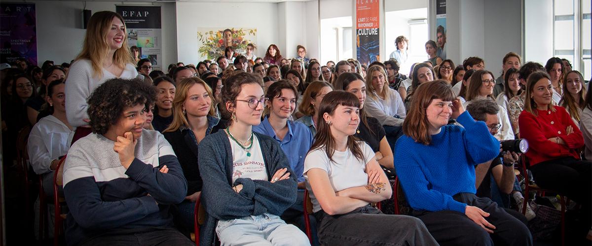 étudiants de l'école de communication EFAP