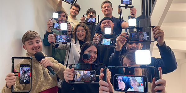 Formation Journalisme Mobile des étudiants de l'école de communication EFAP