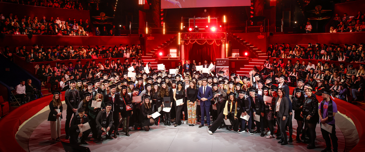 Remise de diplôme EFAP Paris Promo 2022 des étudiants en communication